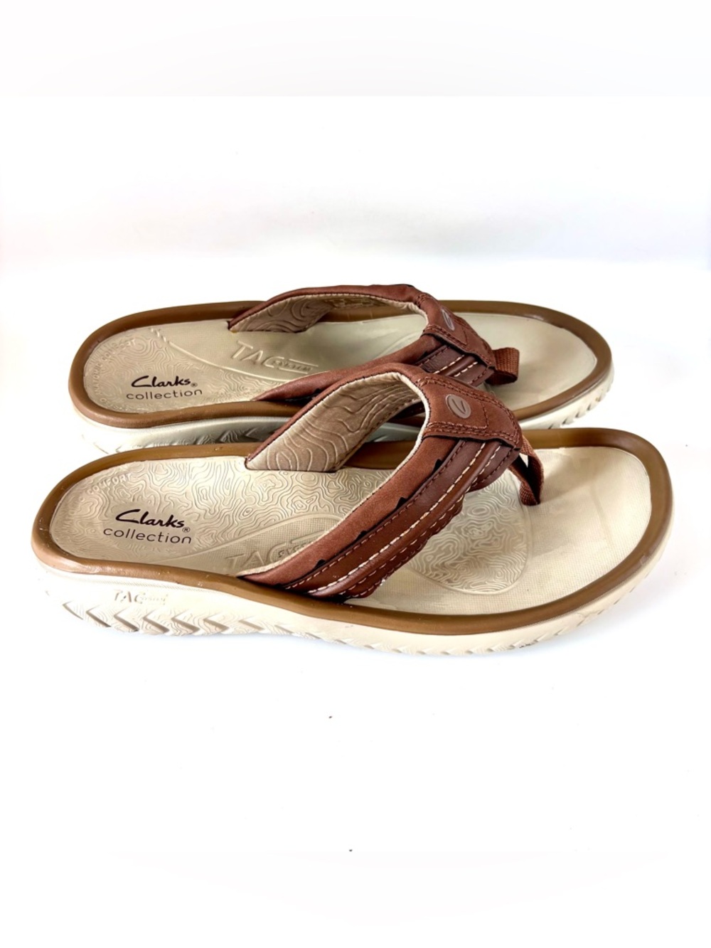 Clarks Men’s 9 Wesley Post Flip Flops Sandals in Tan, Synthetic Upper